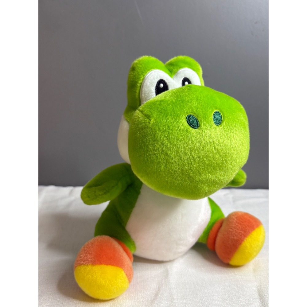 Super Nintendo World Yoshi Plush Universal Studios Green Dinosaur Toy Plushie